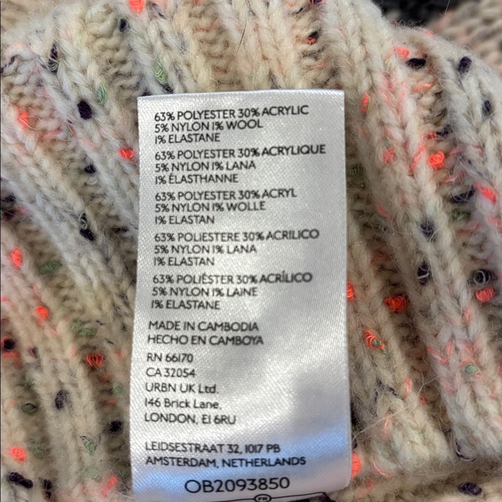 Kimchi Blue Urban Outfitters Gorgeous Sweater Women’s Medium Worn Once - Picture 6 of 8